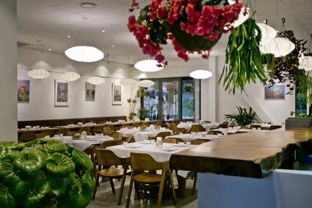 Romantic Garden Restaurant — photo 4